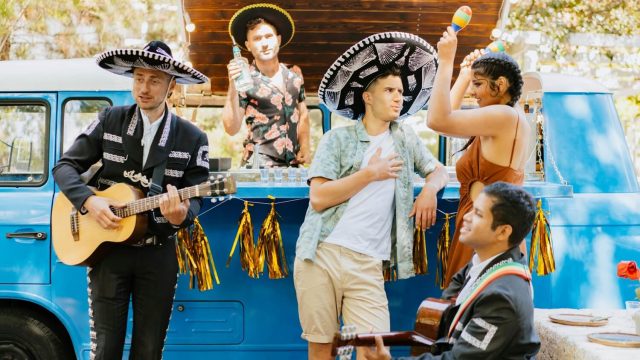 pexels-mikhail-nilov-8919754